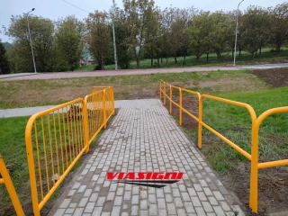 Produkcja montaż balustrad U-11a, ogrodzeń U-12a  łańcuchowych U-12b 
