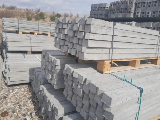 Betonowe słupki ogrodzeniowe – ogrodzenia, solidne, różne długości