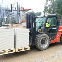 DmTech - wynajem, serwis, sprzedaż ładowarek teleskopowych i wózków widłowych